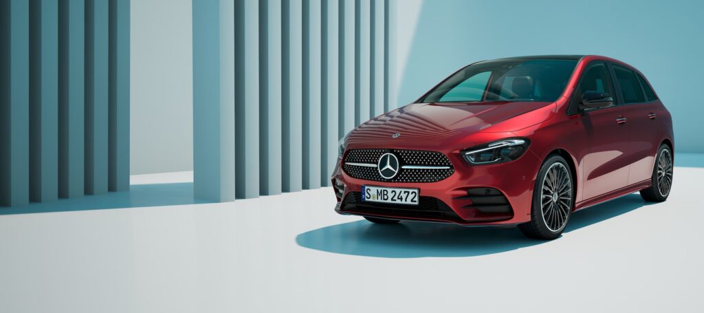 Mantenimiento Mercedes Clase B: Guía Definitiva y Consejos 2025